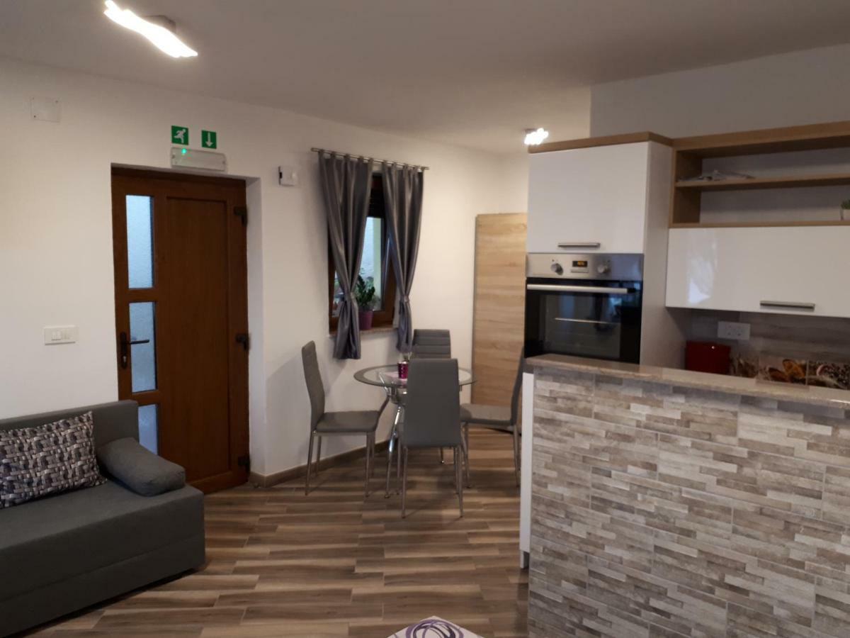 Apartment Dujica Senj  Luaran gambar